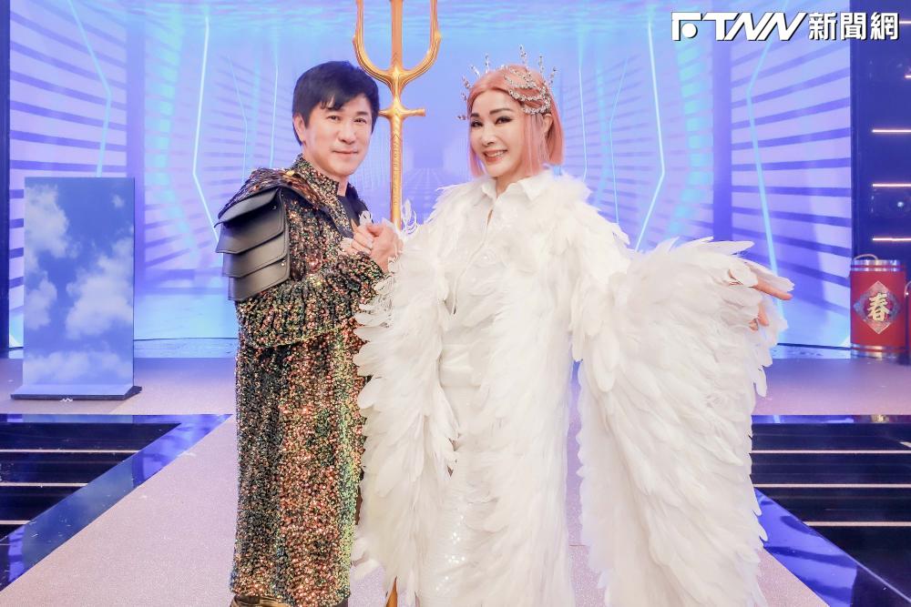 胡瓜、陳美鳳世紀龍鳳合體！辣披羽毛服吊鋼絲　超仙扮相曝光